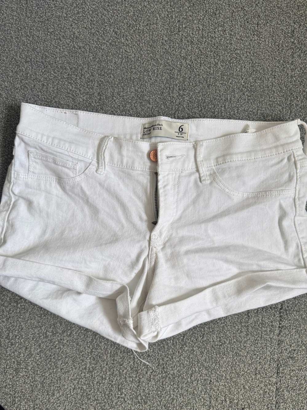 White Low-Rise Denim Shorts - Size 6